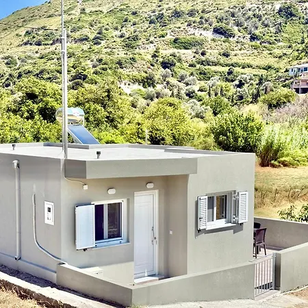 The Little House By The Sea Villa Paralia (Evia)